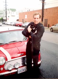 justicephil.Philip-Horne-Esq-During-First-Dot-Com-On Hermann-Street-San-Francisco-With-Traveling-Cat-Named-Humphries