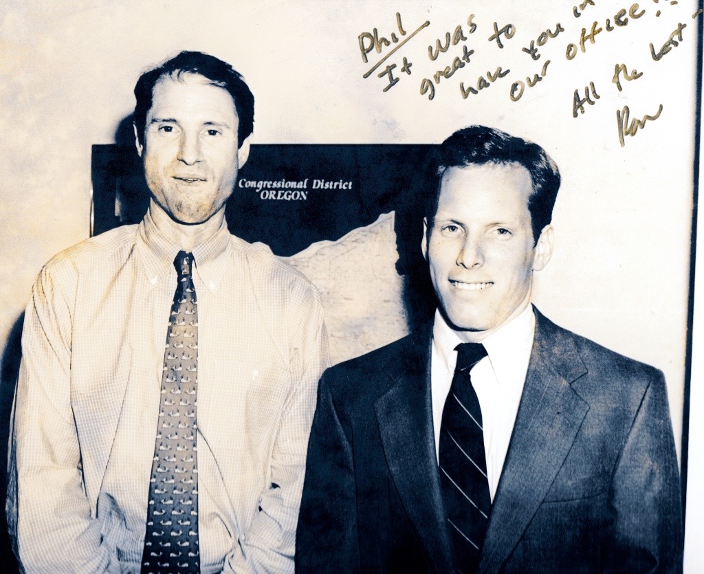 justicephil.Philip-Horne-Esq-Special-Assistant-to-Honorable-Ron-Wyden-Autographed-by-Senator-Ron-Wyden-1994